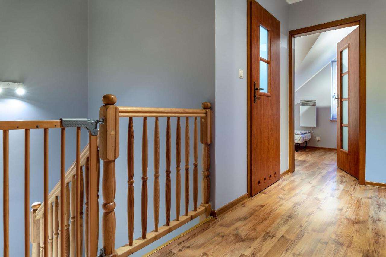Dom Kotwa Villa Karwia Exteriör bild